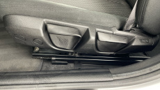 BMW 1 Series 118i [1.5] SE 5dr [Nav] Petrol Hatchback